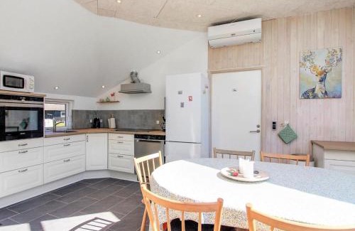 Vejers Strand Casa | Holiday Home Annalise - 1km from the sea by Interhome