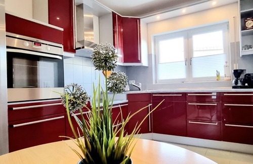 Bendorf Casa | Holiday home Antiquarius - holiday home, shower, toilet