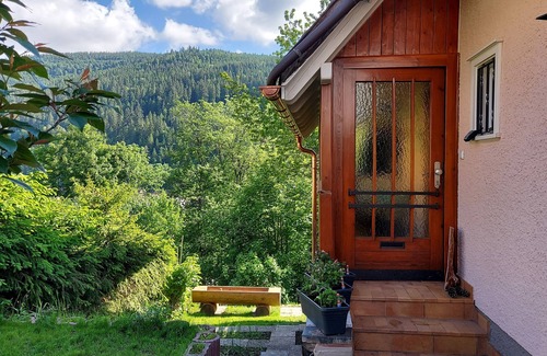 St. Blasien Casa | Casa de vacaciones 'Barbey' con jardín privado, balcón y Wi-Fi