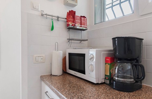 Brezzo di Bedero Casa | Casa de vacaciones 'Belvedere36' con vistas al lago, garaje y aire acondicionado