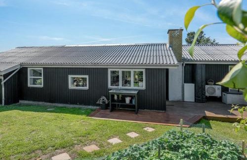 Bøjden Casa | Holiday Home Bisera - 150m from the sea by Interhome