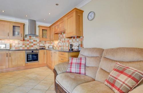 Aberystwyth Casa | Holiday Home Bwthyn Cadair