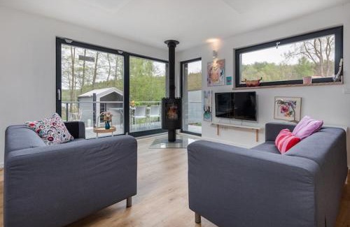 Wiselka Casa | Holiday Home by Lake Wise ka with Sauna