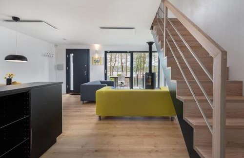 Wiselka Casa | Holiday Home by Lake Wise ka near Baltic Beach