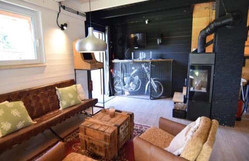 Nadole Casa | Holiday Home by Lake Zarnowieckie with Sauna