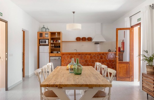 Formentera Casa | Casa de vacaciones 'Ca N'Alicia Des Bosch' con vistas a la montaña, terraza privada y Wi-Fi