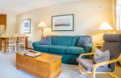 Sun Peaks Cabina | Holiday Home