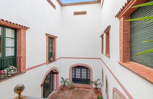 Capellades Casa | Casa de vacaciones "Can Lluís" con vistas a la montaña, piscina, jardín y Wi-Fi