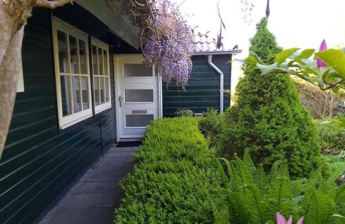 Alkmaar Casa | Holiday Home Canal View