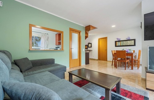 Cabra del Camp Casa | Casa de vacaciones 'Casa Scarlet' con terraza privada, jardín privado y Wi-Fi