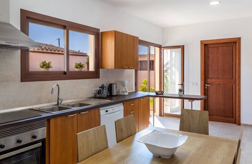 Ariany Casa | Casa de vacaciones Cas Padrins de ses Tanques con Wi-Fi, jardín, terraza y piscina