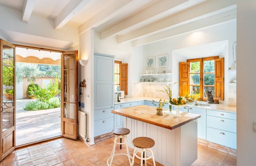 Soller Casa | Casa de vacaciones 'Casa Amber' con vistas a la montaña, Wi-Fi y aire acondicionado