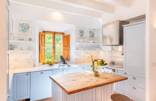 Soller Casa | Casa de vacaciones 'Casa Amber' con vistas a la montaña, Wi-Fi y aire acondicionado