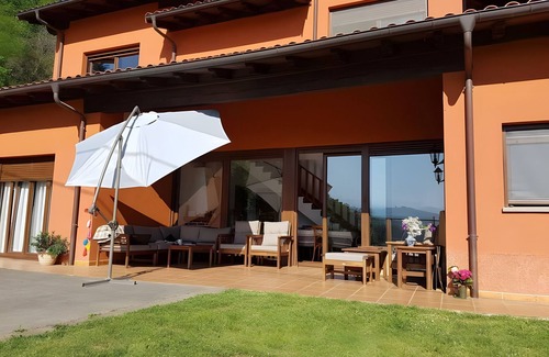 La Vega de los Caseros Casa | Holiday Home 'Casa Carmen' with Mountain Views