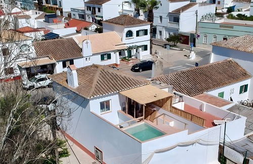 Santa Luzia Casa | Casa de vacaciones 'Casa Dos Avos' con piscina privada, Wi-Fi y aire acondicionado
