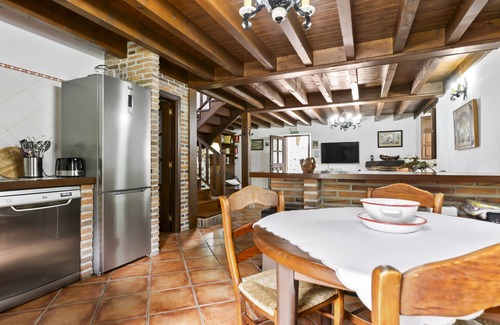 Puente Nuevo Casa | Casa de vacaciones 'Casa De Aldea La Venta Los Probes' con vistas a la montaña, terraza y Wi-Fi