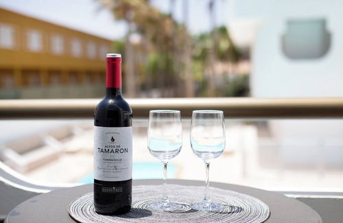 Caleta de Fuste Casa | Casa de vacaciones "Casa Jable" con jardín comunitario, balcón privado y Wi-Fi