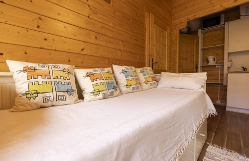 Malveira da Serra Casa | Holiday Home 'Casa Guinchomalveira' with Wi-Fi and Air Conditioning