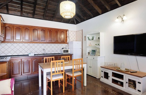 Tijarafe Casa | Casa de vacaciones "Casa La Flamenca" con vistas al mar, piscina privada y Wi-Fi