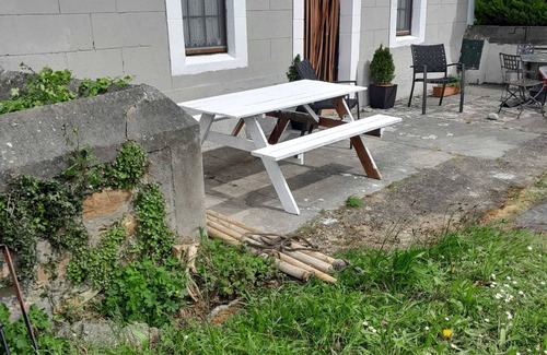 Loza Casa | Casa de vacaciones 'Casa Leandro' con vistas a la montaña, terraza privada y Wi-Fi