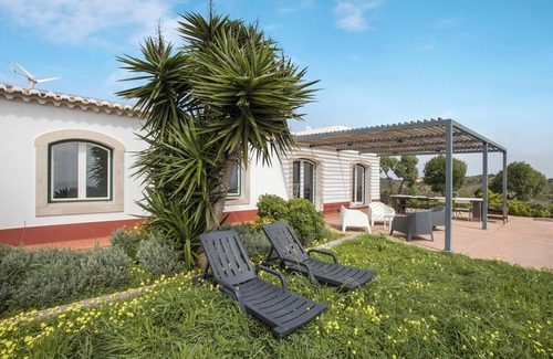 Vila do Bispo Casa | Casa de vacaciones 'Casa das Furnas - Eco Home' con vistas al mar, jardín y terrazas