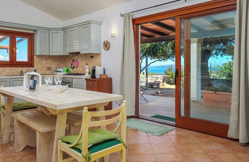La Conia Casa | Casa de vacaciones "Casa Relax Vista Mozzafiato" con jardín y aire acondicionado