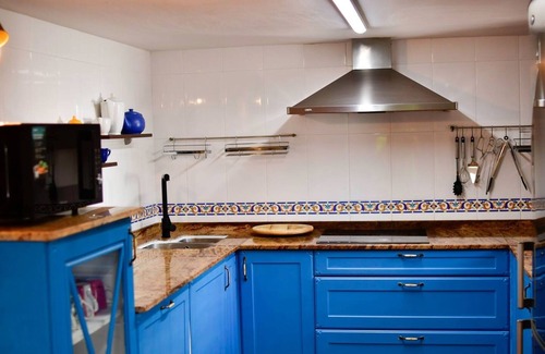 Castillo Siete Villas Casa | Holiday Home 'Casa Rural Cerca A Playas' with Private Pool, Private Terrace and Wi-Fi