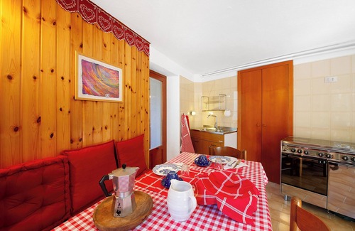 Pontboset Casa | Casa de vacaciones 'Casa Savin' con vistas a la montaña, jardín privado y balcón