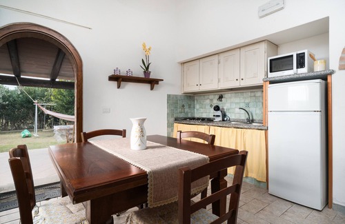 Orosei Casa | Casa de vacaciones 'Casa Su Barone 2' con jardín compartido, Wi-Fi y aire acondicionado.
