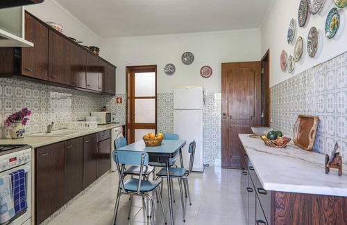 Tavira Apartamento | Casa de vacaciones "Casa Tangerina" con jardín y Wi-Fi; aparcamiento disponible en la calle