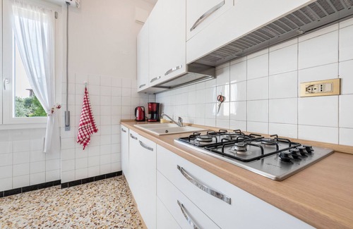 Villavetro Casa | Holiday Home 'Casa Vacanze Gran Panorama' with Lake View, Private Terrace and Wi-Fi