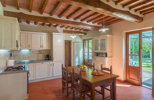 Civitella in Val di Chiana Casa | Holiday Home Casale il Giglio-2 by Interhome