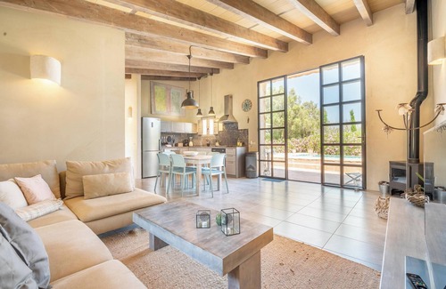 Costitx Casa | Casa de vacaciones 'Cascada' con vistas a la montaña, piscina privada y Wi-Fi