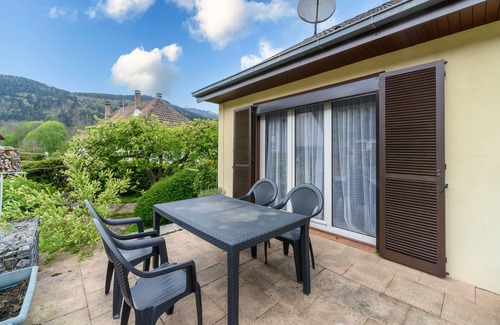 Metzeral Casa | Casa de vacaciones 'Chez Georges' con vistas a la montaña, terraza privada y Wi-Fi