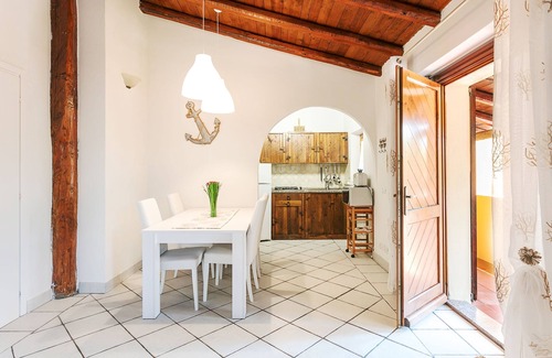 Baja Sardinia Casa | Holiday Home Close to the Beach with Garden & Terrace; Pets Allowed