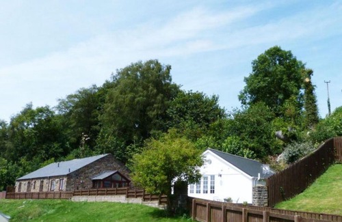 Nantgarw Casa | Holiday Home Cwm Tawel