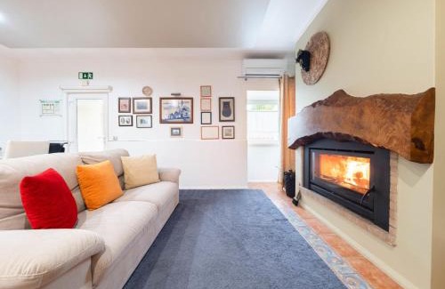 Alcobaca Casa | Holiday Home D'Olivia by Interhome