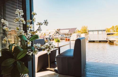 Municipality of Uitgeest Complejo | Holiday Home De Meerparel-1 by Interhome