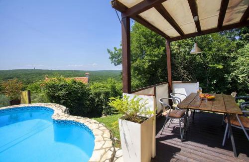 Ripenda Verbanci Casa | Holiday Home Deborah with Private Pool