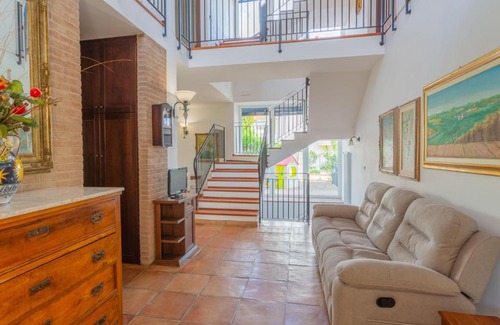Pineto Casa | Holiday Home Dei Poeti by Interhome