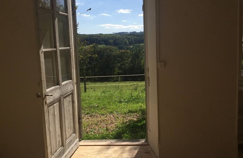 Issac Casa | Holiday Home 'Domaine De La Contie' with Private Terrace, Private Garden and Wi-Fi