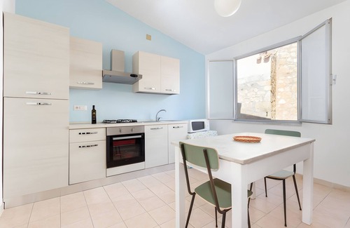 Cuglieri Casa | Casa de vacaciones 'Domo Mea - La Tua Casa In Sardegna' con terraza, balcón y Wi-Fi