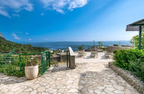 Makarska Casa | Holiday Home Drago by Interhome