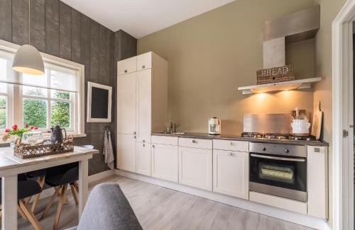 Egmond-Binnen Casa | Holiday Home Egmond near Dune Beaches