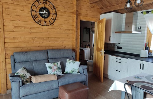 Olocau del Rey Casa | Casa de vacaciones 'El Freginal' con terraza privada y Wi-Fi