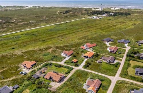 Nørre Lyngvig Casa | Holiday Home Elviira - 600m from the sea by Interhome