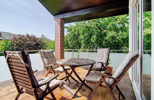 Pfullendorf Casa | Casa de vacaciones 'Ferienhaus Christine' con terraza privada, jardín privado y Wi-Fi