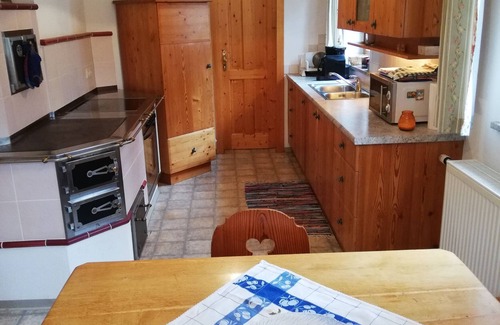 Rieding Casa | Holiday Home 'Ferienhaus Karin' with Private Terrace, Private Garden and Wi-Fi