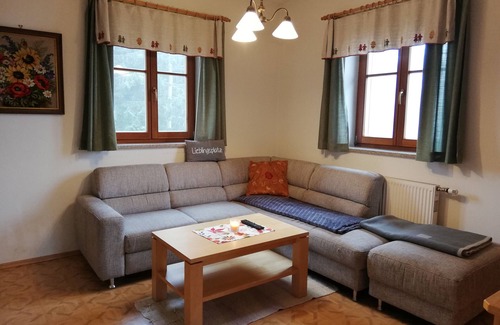 Rieding Casa | Holiday Home 'Ferienhaus Karin' with Private Terrace, Private Garden and Wi-Fi