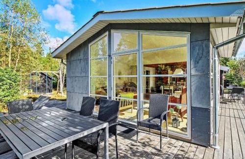 Henne Casa | Holiday Home Florense - 2-5km from the sea by Interhome